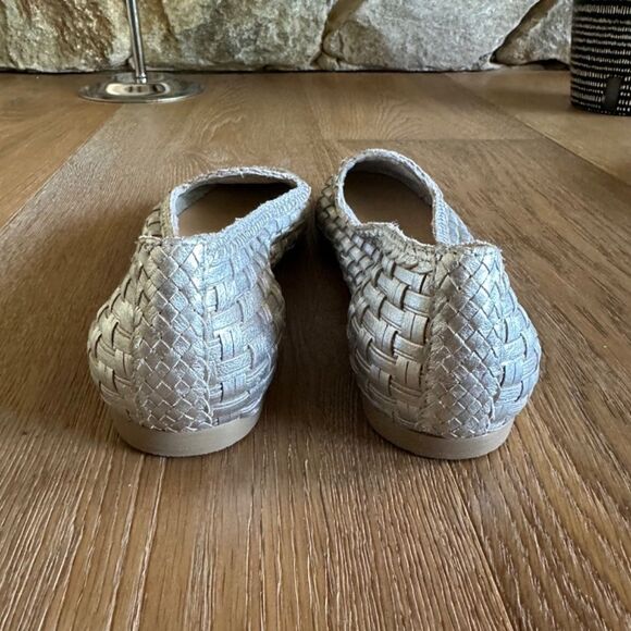 ALI MACGRAW Exxtra Flat In Silver - Picture 10 of 11